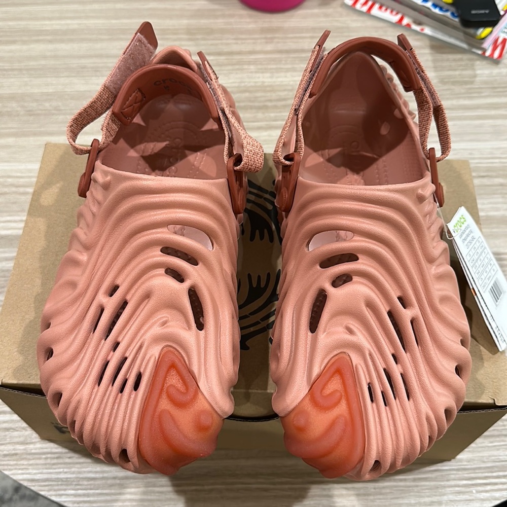 CROCS X SALEHE BEMBURY